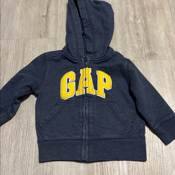 GAP Dark Blue Hoodie with Vibrant Yellow Logo - Picture 1 of 1